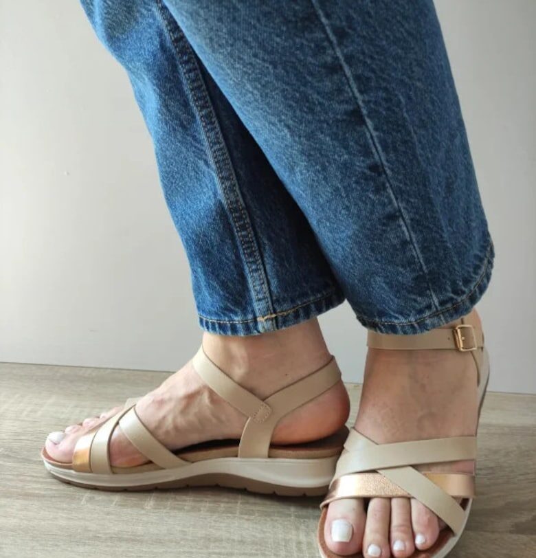 Дамски ежедневни сандали  70423 M2-N Бежов + Бронз - Бежов - 41 - Бежов Pass