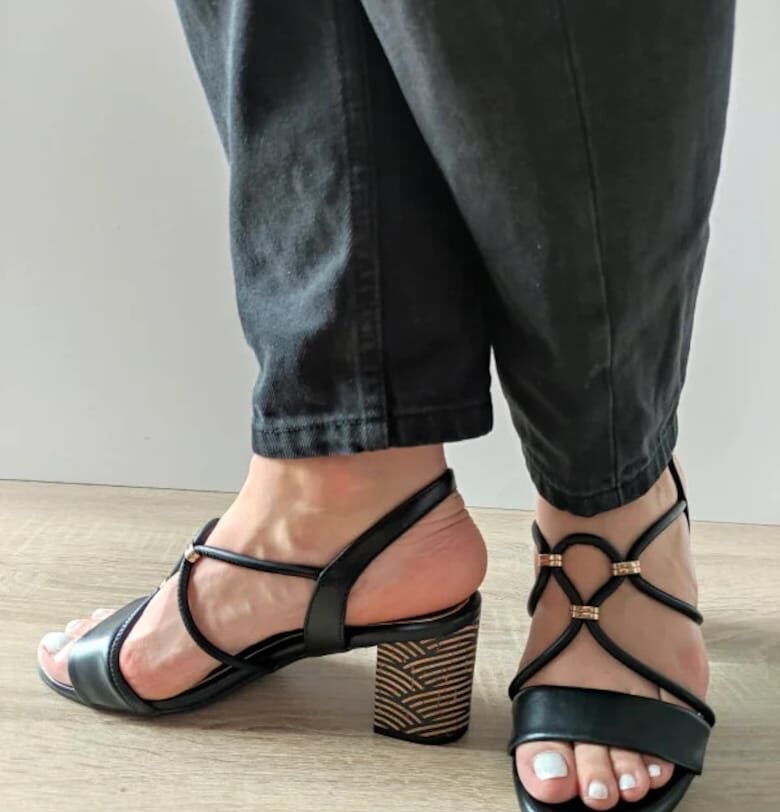 Дамски елегантни сандали  28311-44 - черни - Черни - Черен Marco Tozzi