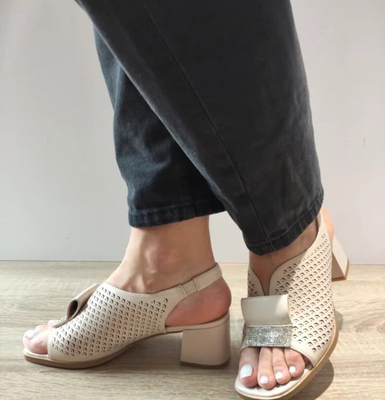 Дамски елегантни сандали  60003A 03-N Бежов - Бежов - Бежов Karisma