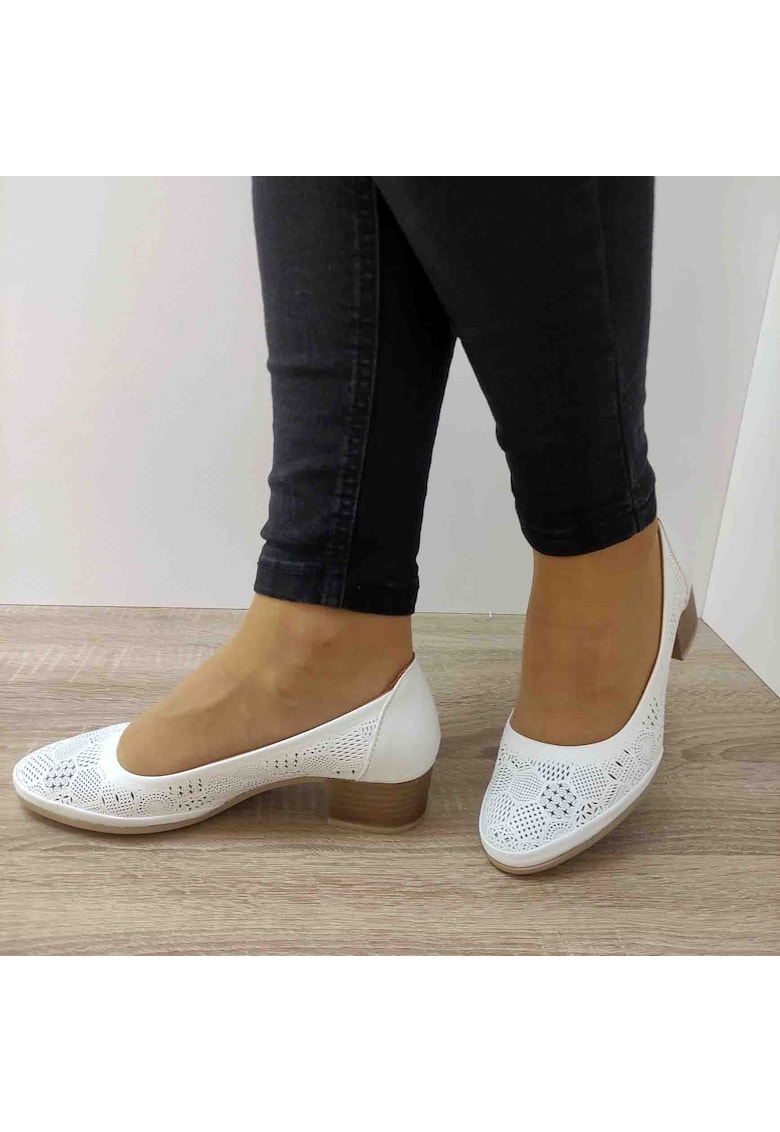 Дамски обувки 511 ежедневни перфорирани - Бял DOGATI