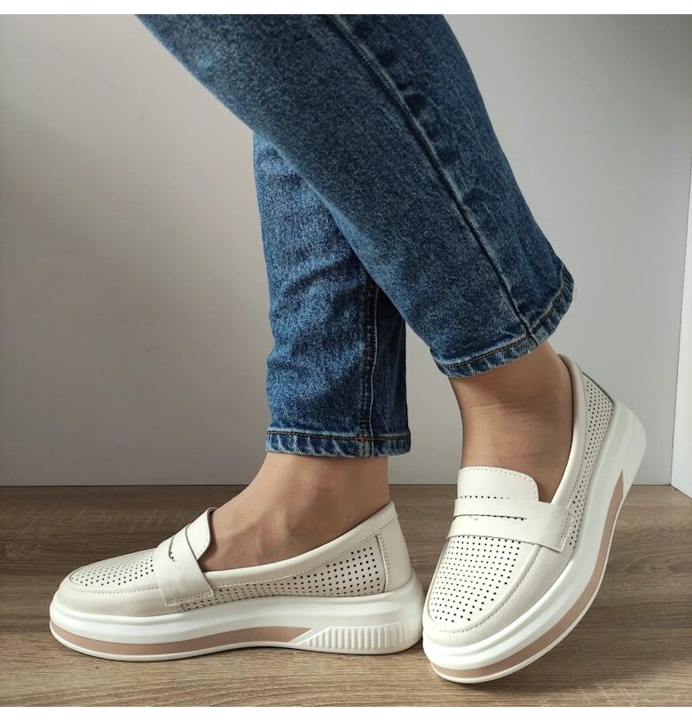 Дамски обувки  Бежов Maria Conti