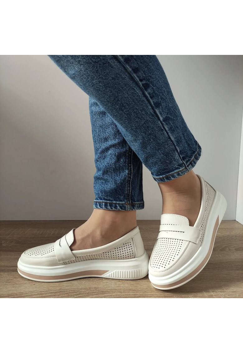 Дамски обувки Бежов Maria Conti