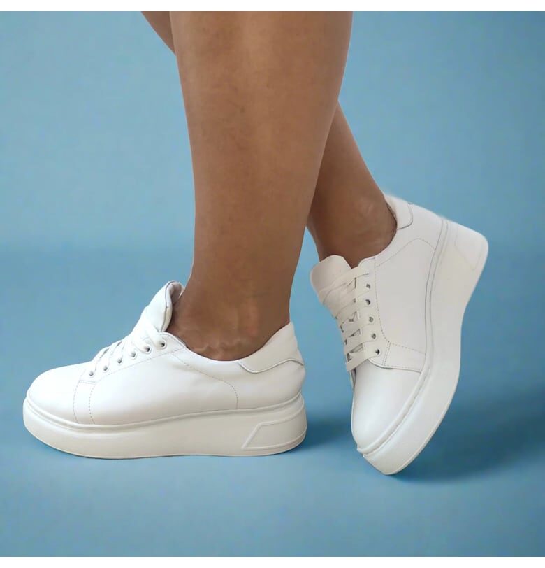 Дамски обувки  Бял PERLLA