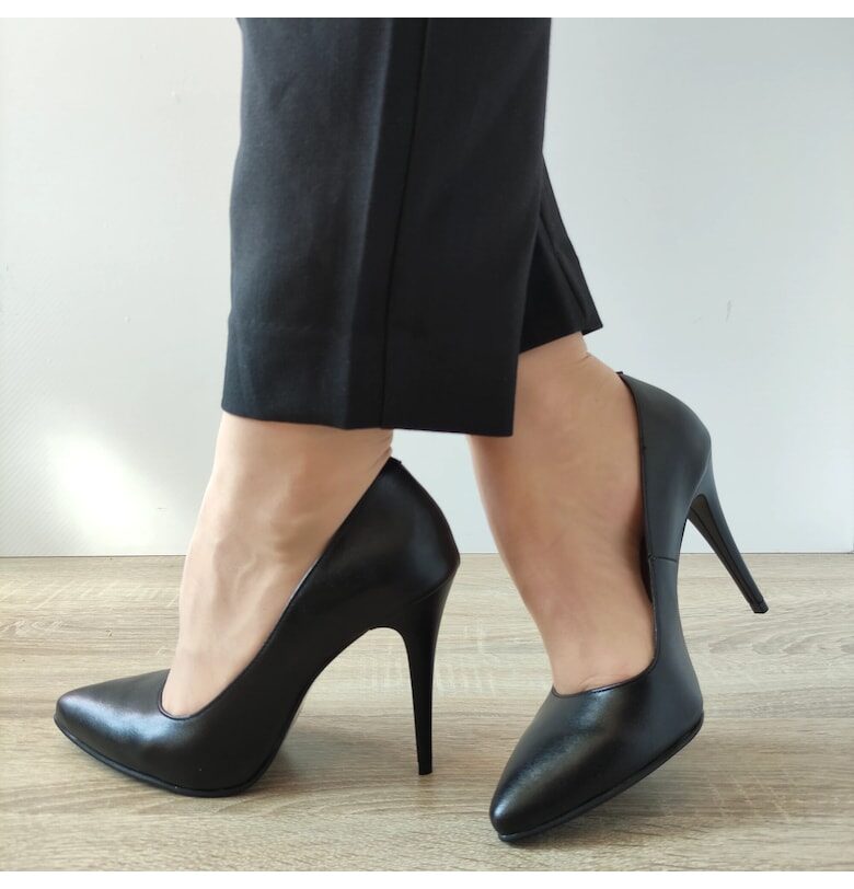 Дамски обувки  Елегантни - 36 - Черен PERLLA