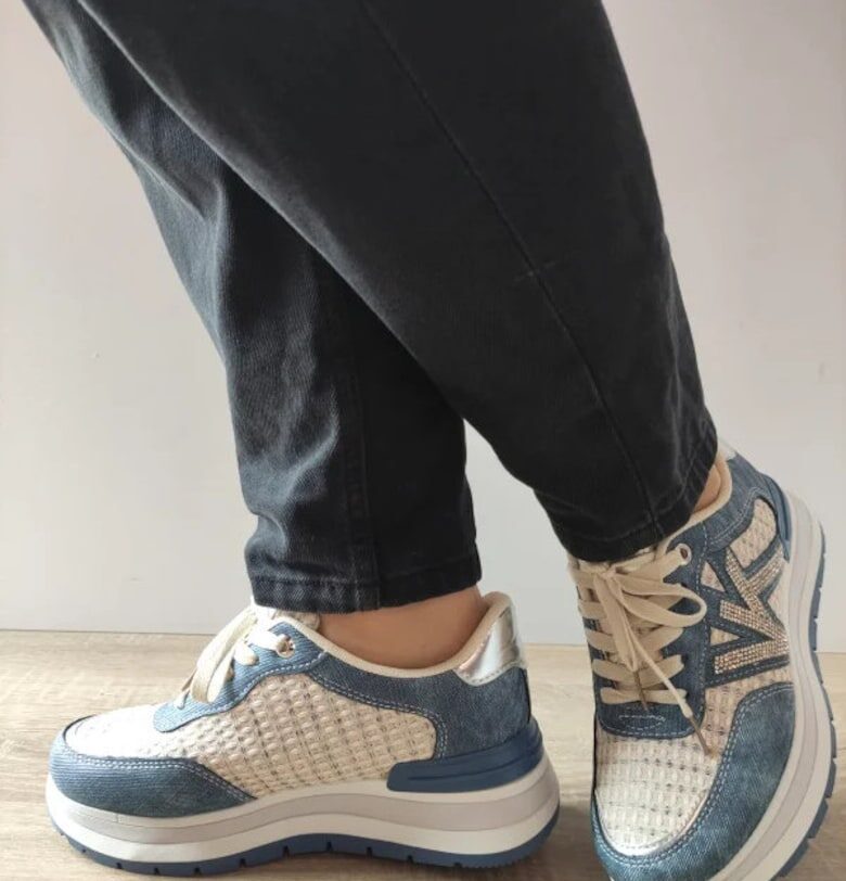 Дамски обувки  Син Jomix