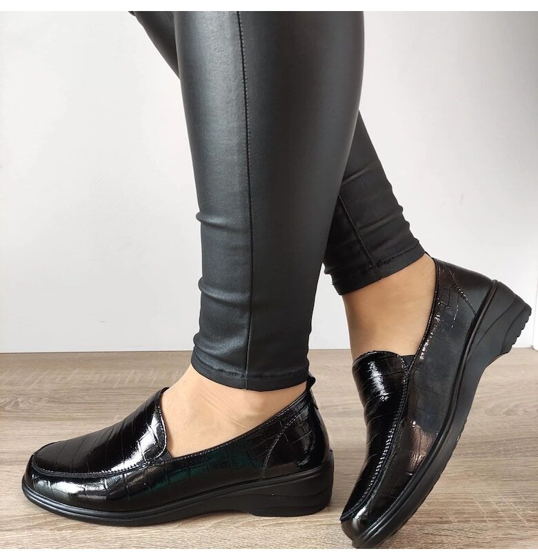 Дамски обувки  Черен Pass