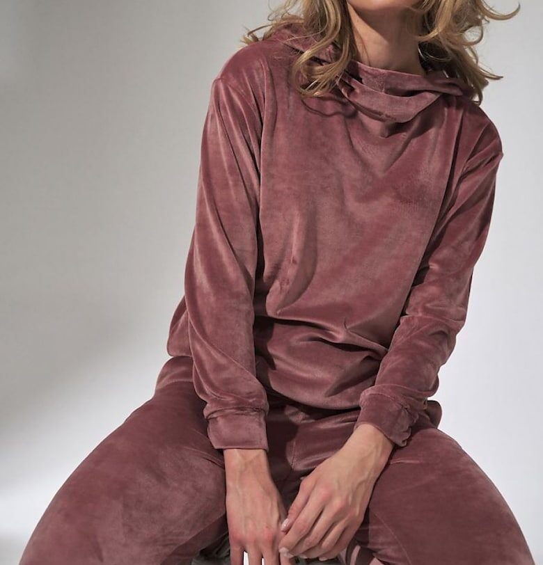 Дамски пуловер  розов - велур - с качулка - дълги ръкави - висока яка - полиестер - Figl