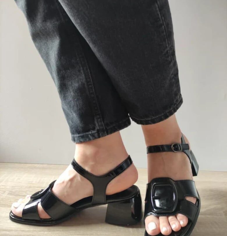 Дамски сандали  160032B 01-L - Елегантни - Черни лак - Черен - Черен Pass