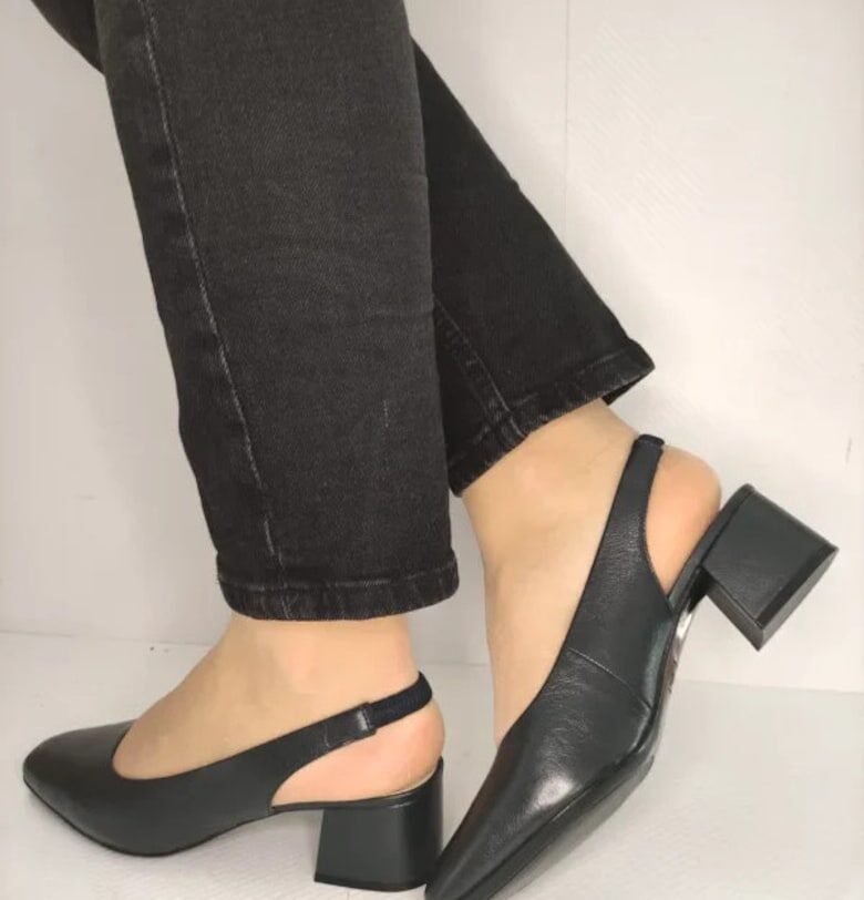 Дамски сандали  29500-42 Елегантни - тъмносини - сини - Син Caprice