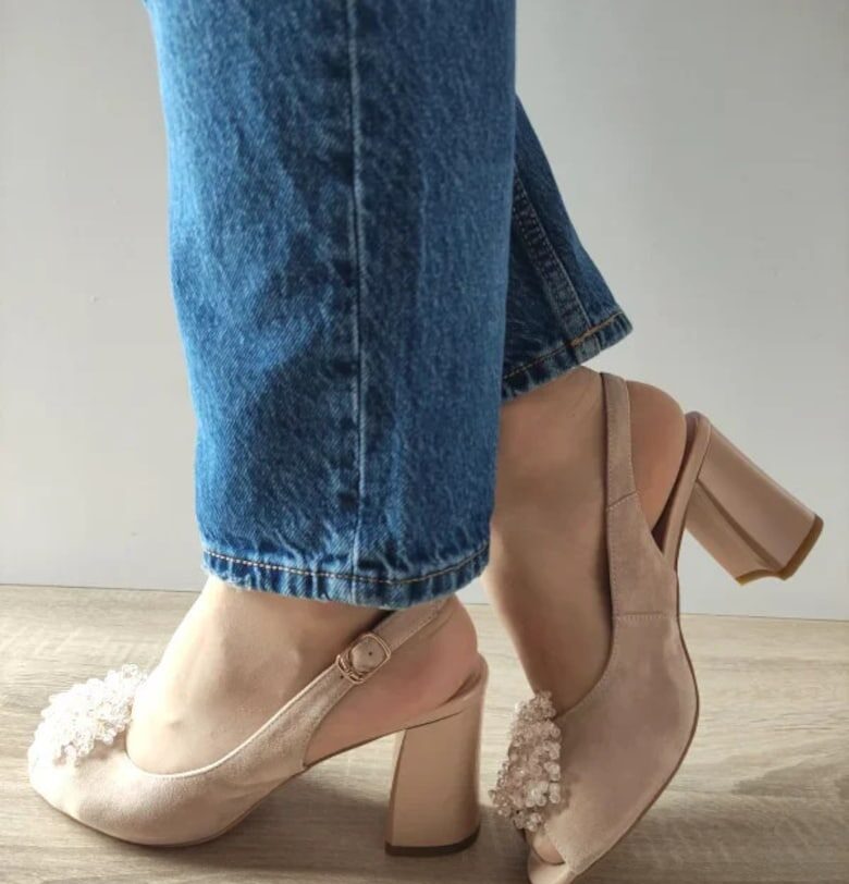 Дамски сандали  360023B 03-I - Елегантни - Бежов велур - Бежов - Бежов Epica