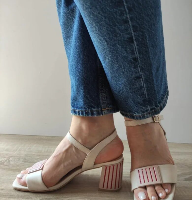 Дамски сандали  360037A 52-N - Елегантни - Бежови - Бежов Epica