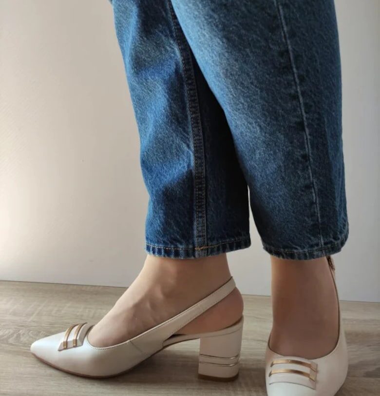 Дамски сандали  360046A 52-N - Елегантни - Бежови - Бежови - Бежов Epica