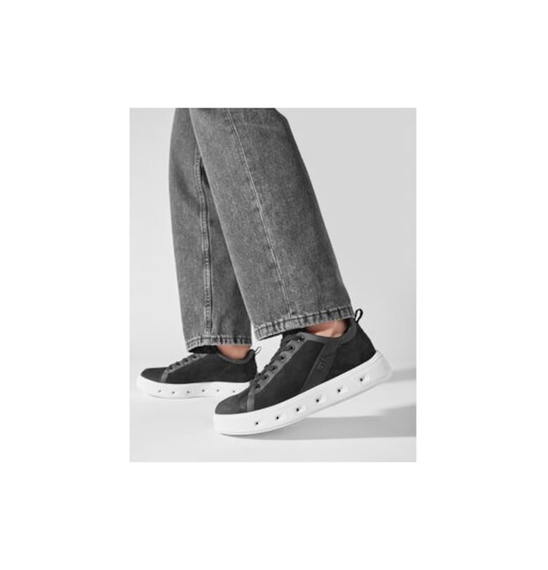 Дамски спортни обувки  303171964 - Естествена кожа - Черен - Черен Ecco