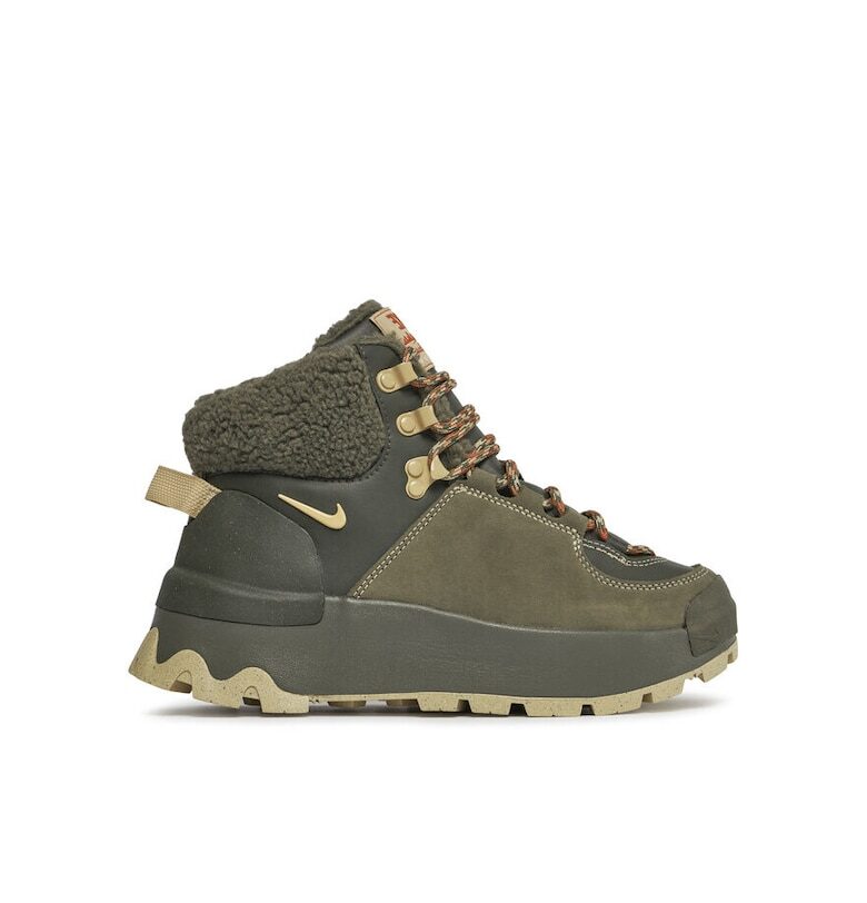 Дамски спортни обувки -  303957 - Набук - Зелени Nike