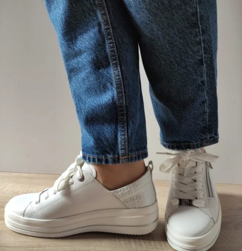 Дамски спортни обувки  D1C08-80 Бели - Бял - Бял Remonte