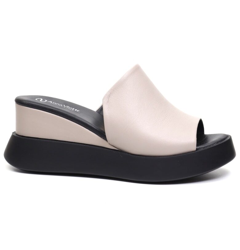 Дамски чехли D32 862 сиви - Сив ANNA VIOTTI