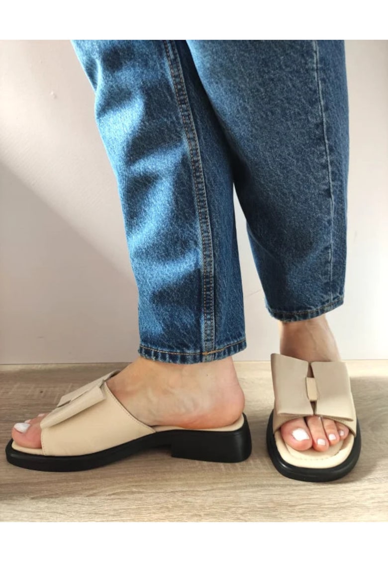 Дамско ежедневно сабо 079 19704 Бежов - Бежов DOGATI