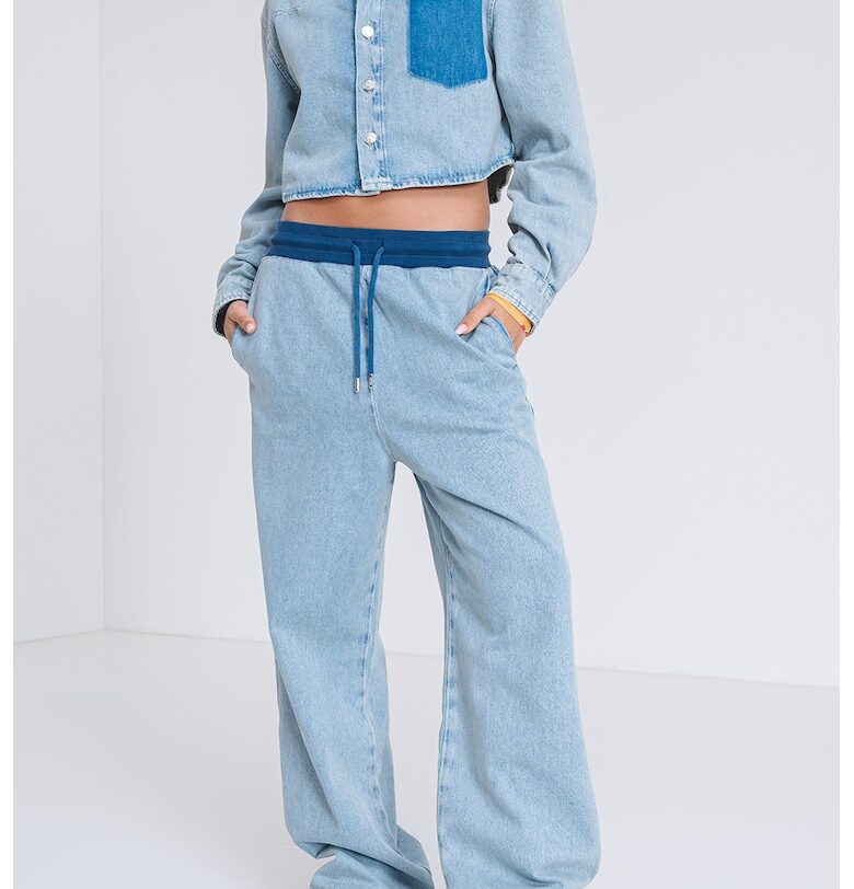 Джогър от деним с връзка на талията - Светлосин меланж Moschino Jeans