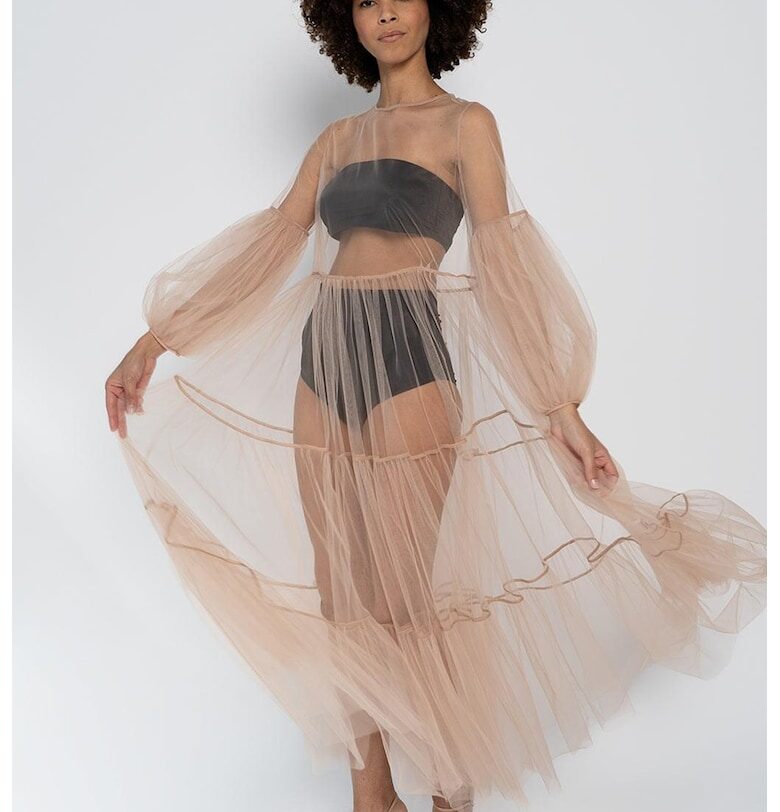 Дълга рокля Alena от прозрачен тюл - Бежов HELENE GALWAS