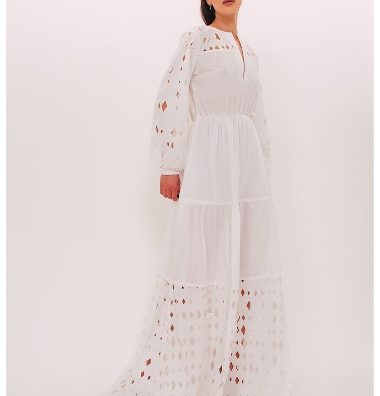 Дълга рокля с отвори - Бял UVIA