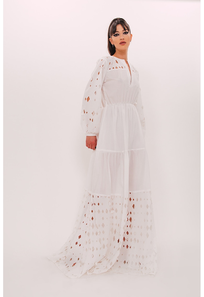 Дълга рокля с отвори - Бял UVIA