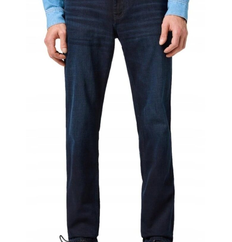 Дънки -  Greensboro - наситено синьо черно - Син Wrangler