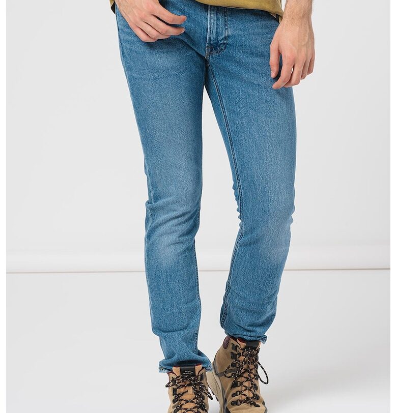 Дънки по тялото Luke със стеснен крачол - Син Lee