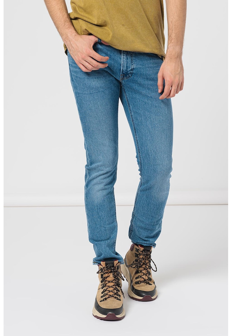 Дънки по тялото Luke със стеснен крачол - Син Lee