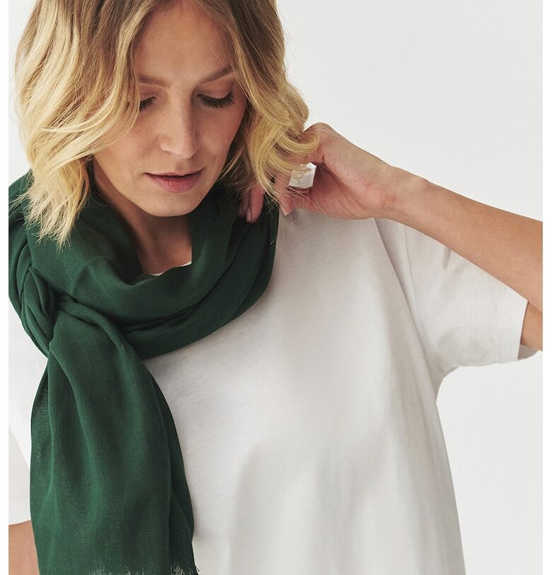 Едноцветен шал с памук - Тъмнозелен Tatuum