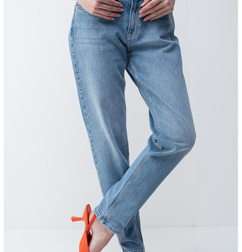 Едноцветни дънки тип Mom - Светлосин меланж KARL LAGERFELD JEANS