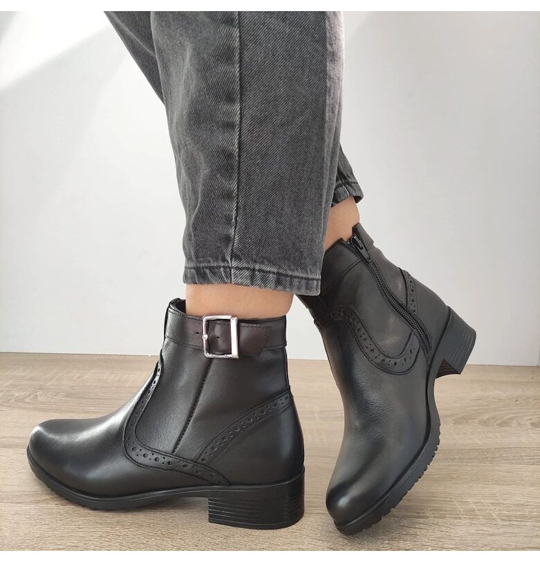 Ежедневни дамски боти  137033 - черни - Черен Nicolis