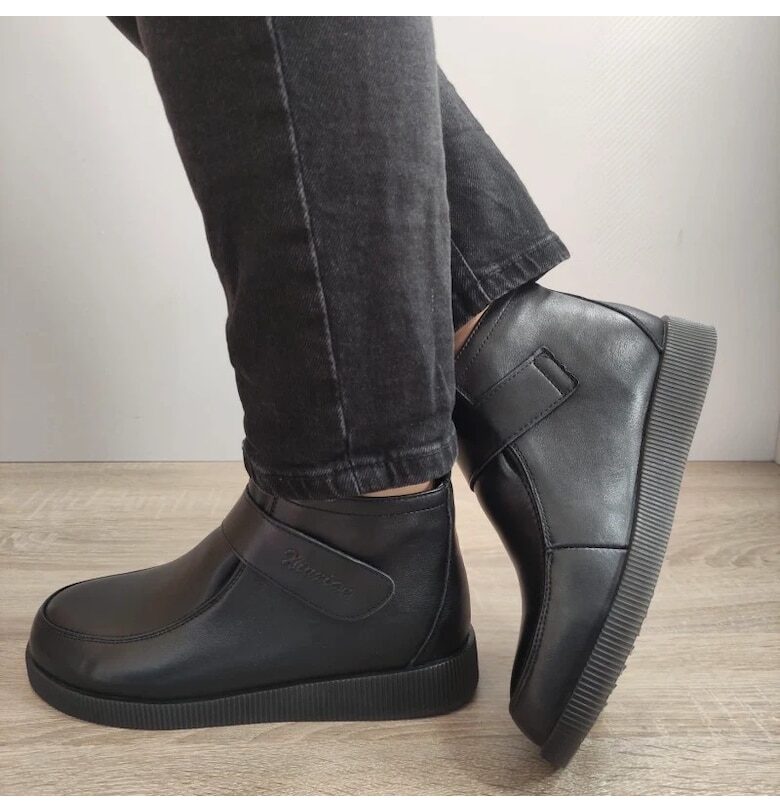 Ежедневни дамски боти  E8028 - Черен FORMAZIONE