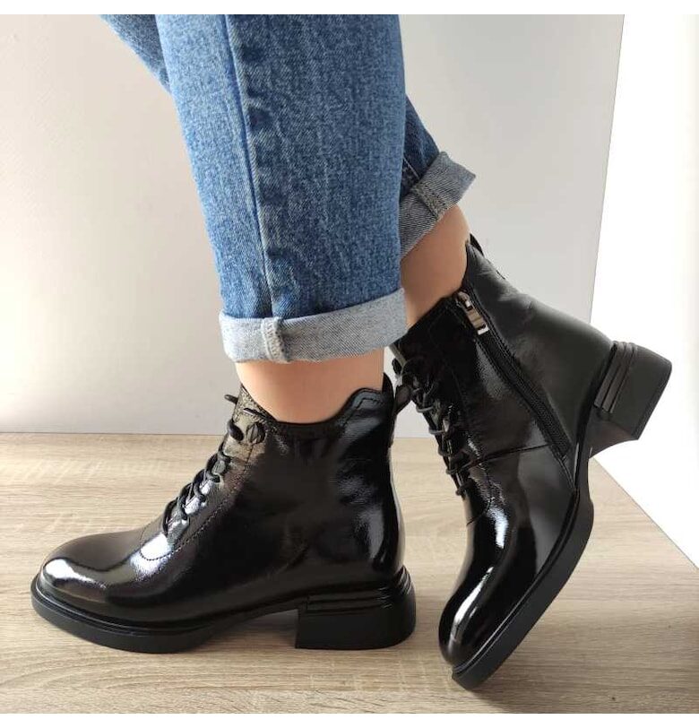 Ежедневни дамски боти  H5307-7855 Black - черни - Черен Feeling