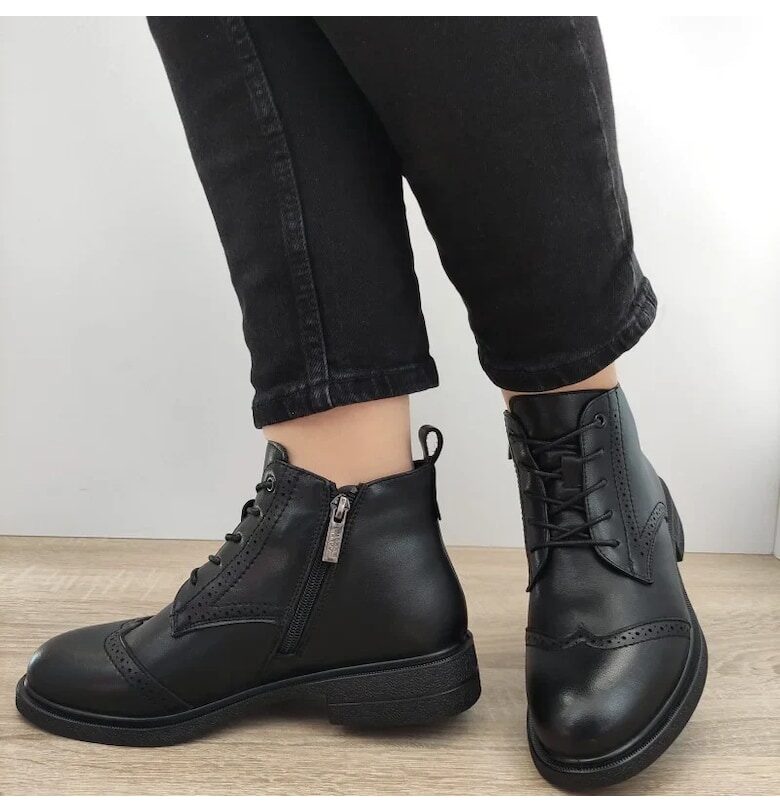 Ежедневни дамски ботуши  550022A 01-N черен - Черен Pass