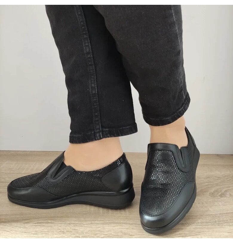 Ежедневни дамски обувки  10011 Black - черни - Черен Pitillos