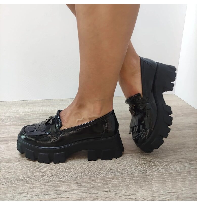 Ежедневни дамски обувки  2011-1 черен лак - черен лак - Черен PERLLA