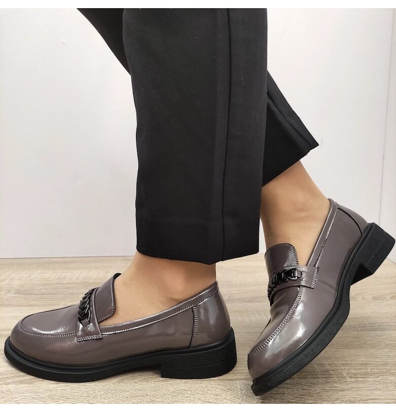 Ежедневни дамски обувки  540005B 51-L сив лак - 39 - сив лак Pass