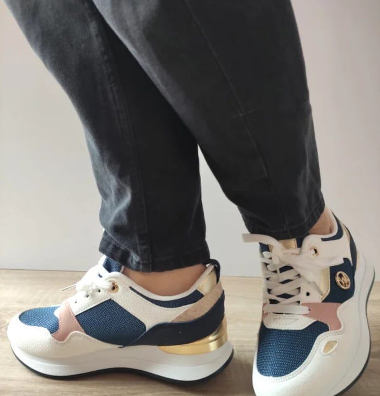 Ежедневни дамски обувки  Wsc250721-3 бели с тъмносиньо - бял - Бял Jomix