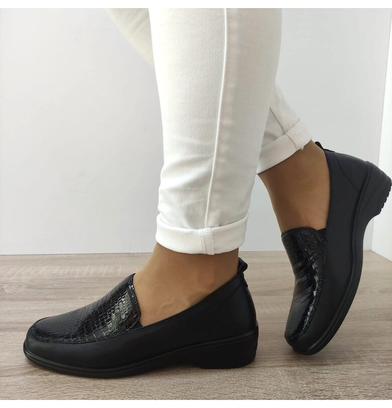 Ежедневни дамски обувки  Черен Pass