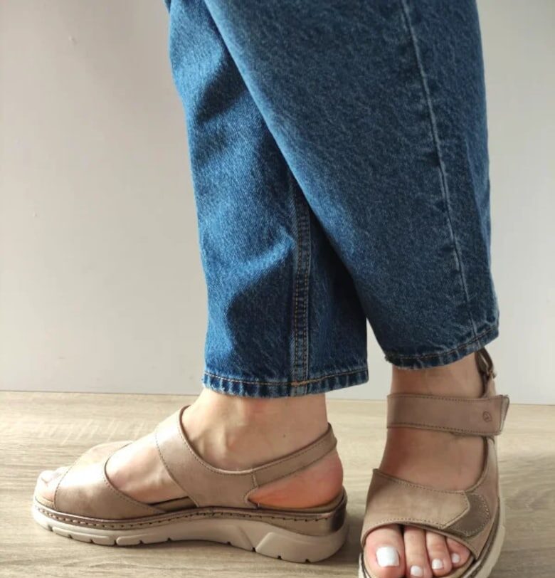 Ежедневни дамски сандали  12501Vt Mostar 03-N Бежов - Бежов - Бежов Suave