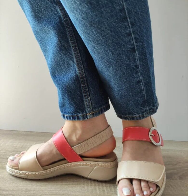 Ежедневни дамски сандали  18004At Azores 15-N Бежово + Корал - Бежово - Бежов Suave