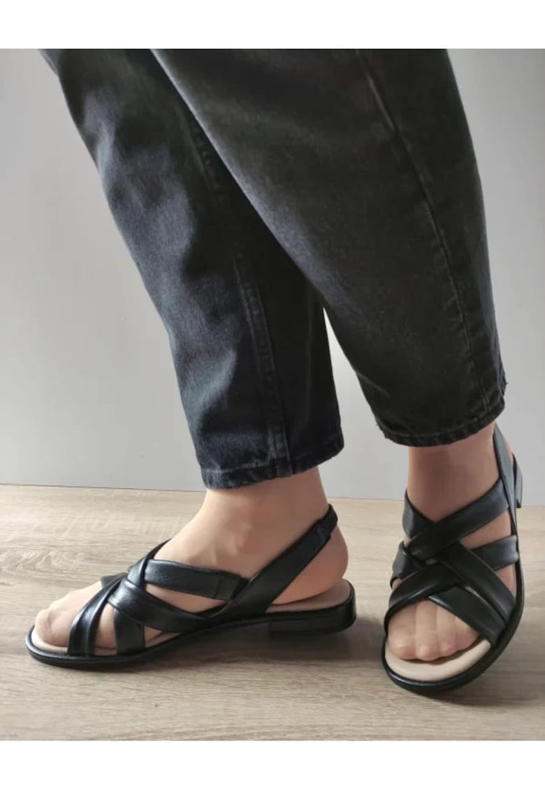 Ежедневни дамски сандали 28101-44 Черни - Черен Caprice