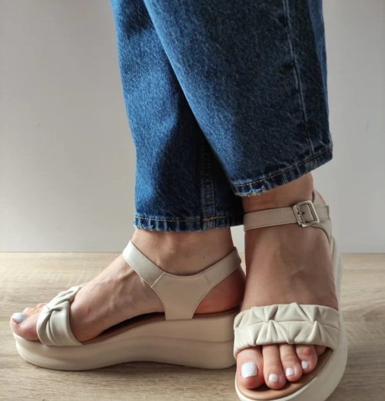 Ежедневни дамски сандали  49008 Крем - Крем - Крем FORMAZIONE