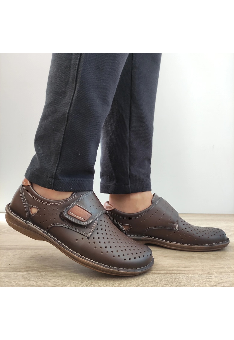 Ежедневни мъжки перфорирани обувки 98383 Dark Brown - Кафяви - Кафяв Nicolis