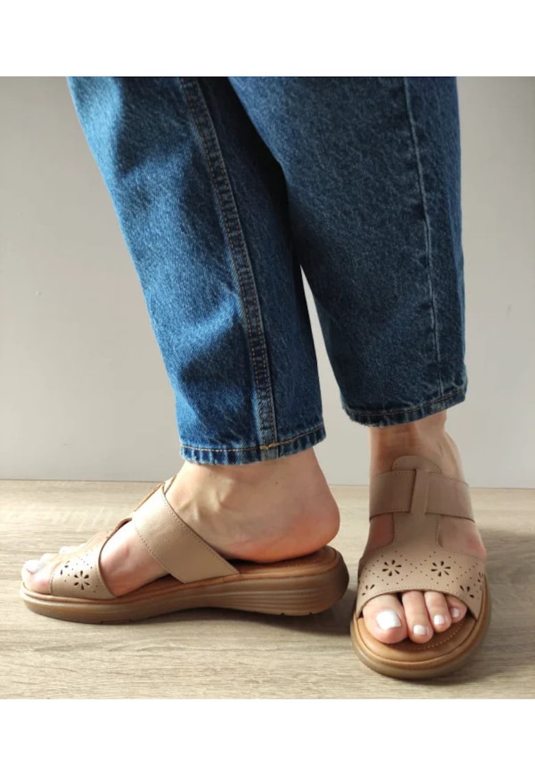 Ежедневни сабо дамски 33179 Бежов - Бежов - Бежов FORMAZIONE