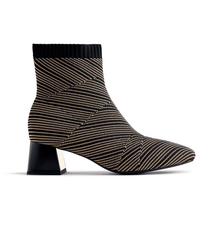 Еластични боти с квадратен връх - Черен Gioseppo