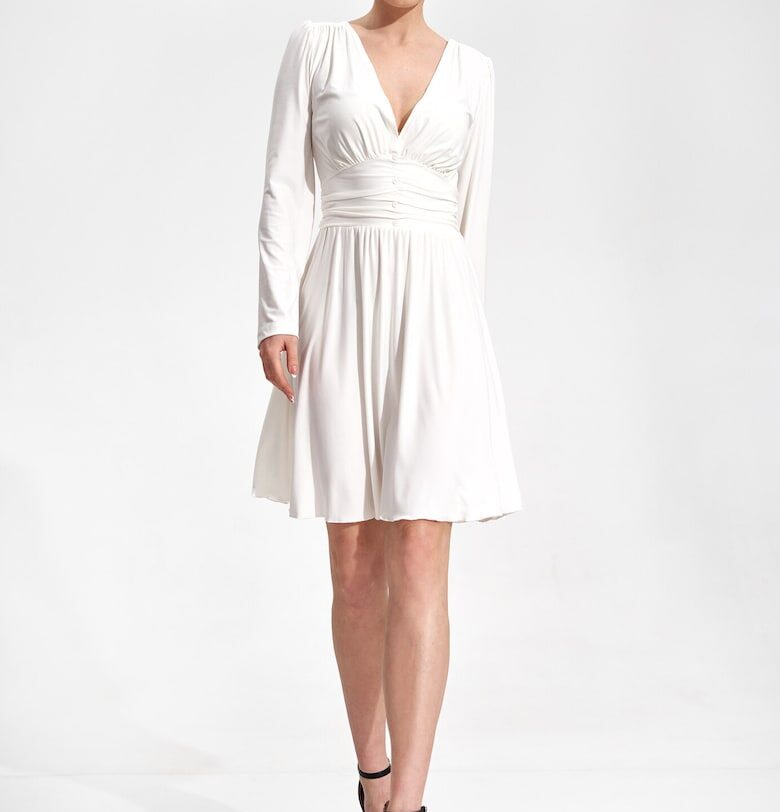 Елегантна рокля  M861 - екрю - дълги ръкави - разкроена кройка - 95% полиестер 5% еластан Figl