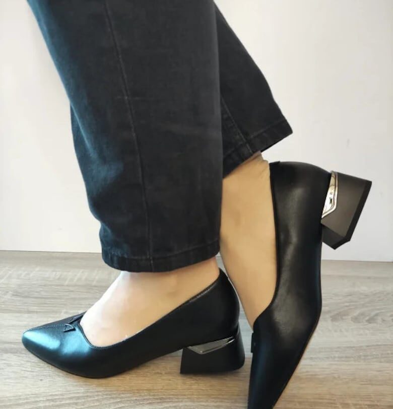 Елегантни Дамски Обувки  40011A 01-N - Черно - Черен Karisma