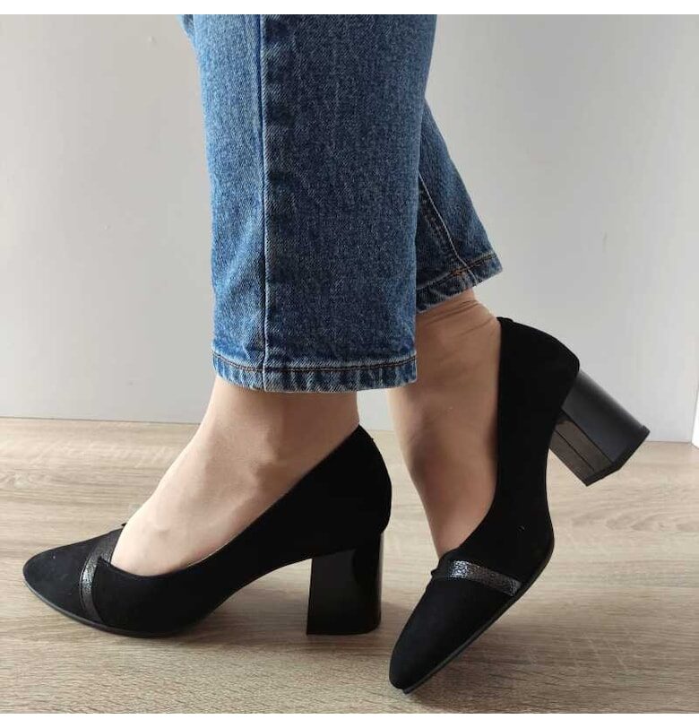 Елегантни дамски обувки  13462 Negri Velur - черни - Черен Antonio