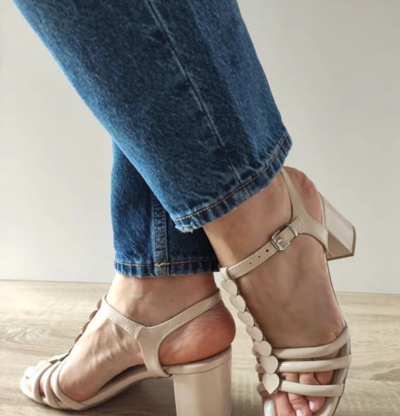 Елегантни дамски сандали  88300-44 - Бежов - Бежов Marco Tozzi